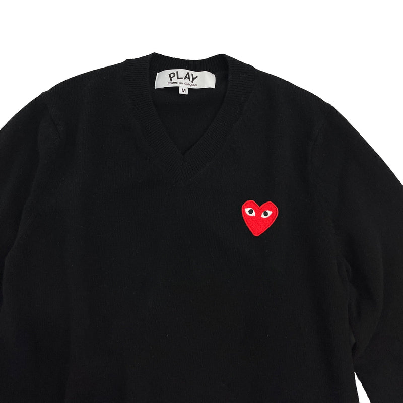 Comme Des Garcons Play heart Logo Jumper | Designer code: P1N001 | Luxury Fashion Eshop | Miamaia.com