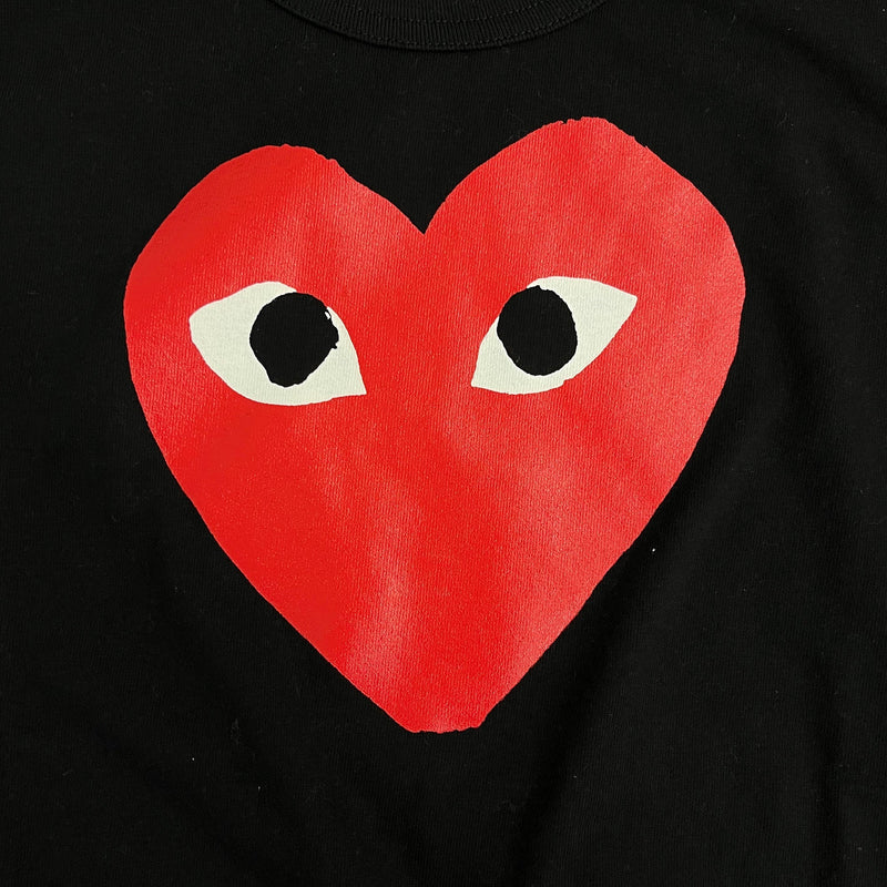 Comme Des Garcons Play Heart Print T-shirt | Designer code: P1T111