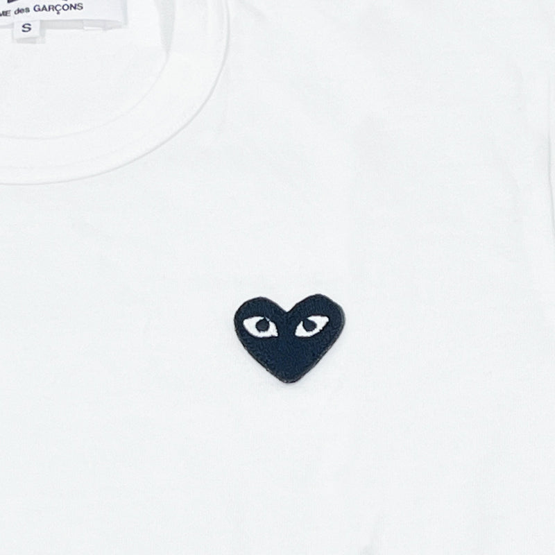 Comme Des Garcons Play Heart Patch T-shirt | Designer code: P1T064 | Luxury Fashion Eshop | Miamaia.com