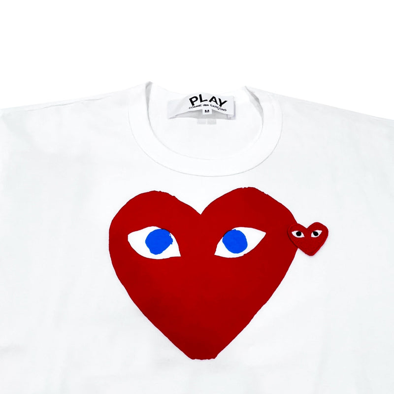 Comme Des Garcons Play Heart Logo T-shirt | Designer code: P1T086 | Luxury Fashion Eshop | Miamaia.com