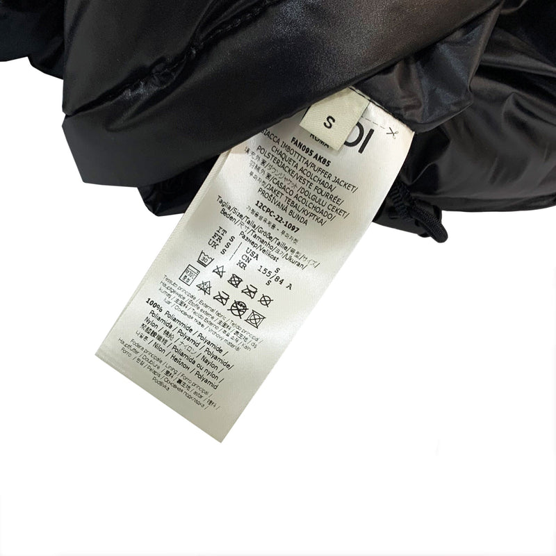 Fendi Zipped Down Jacket | Designer code: FAN095AK85 | Luxury Fashion Eshop | Miamaia.com