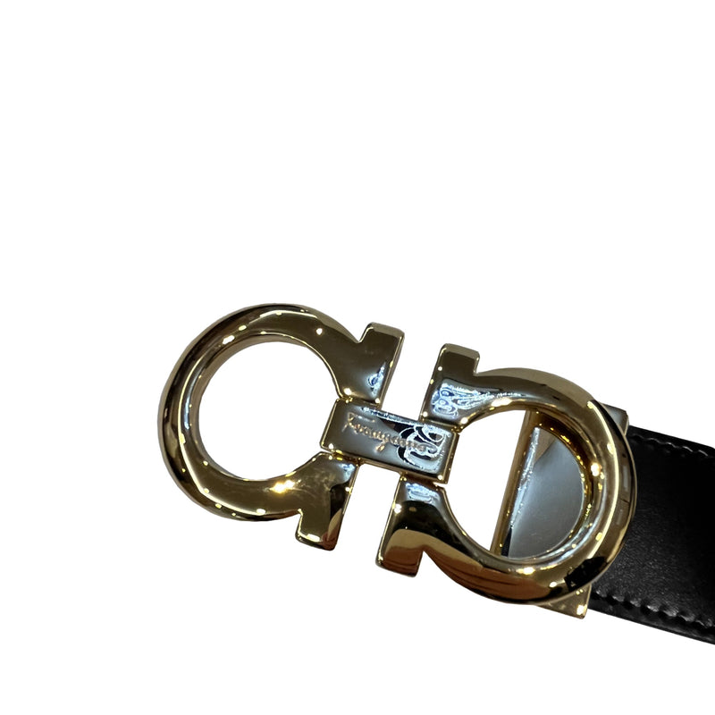 Salvatore Ferragamo Reversible And Adjustable Gancini Belt | Designer code: 586940 | Luxury Fashion Eshop | Miamaia.com