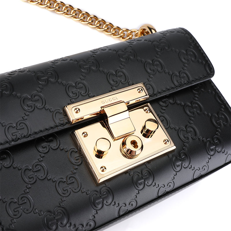 Gucci Padlock Gucci Small Signature Shoulder Bag | Designer code: 409487CWC1G | Luxury Fashion Eshop | Miamaia.com