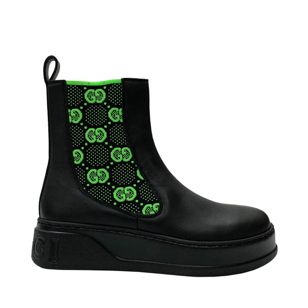 Gucci GG Supreme Boots | Designer code: 718713AAA8L | Luxury Fashion Eshop | Miamaia.com