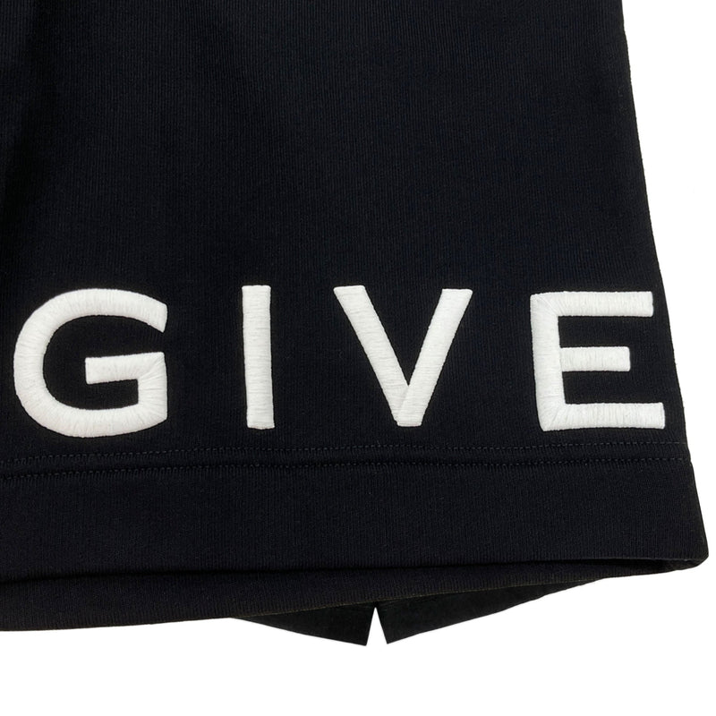 Givenchy Embroidered Logo Boxy Fit Short | Designer code: BM51363Y78 | Luxury Fashion Eshop | Miamaia.com