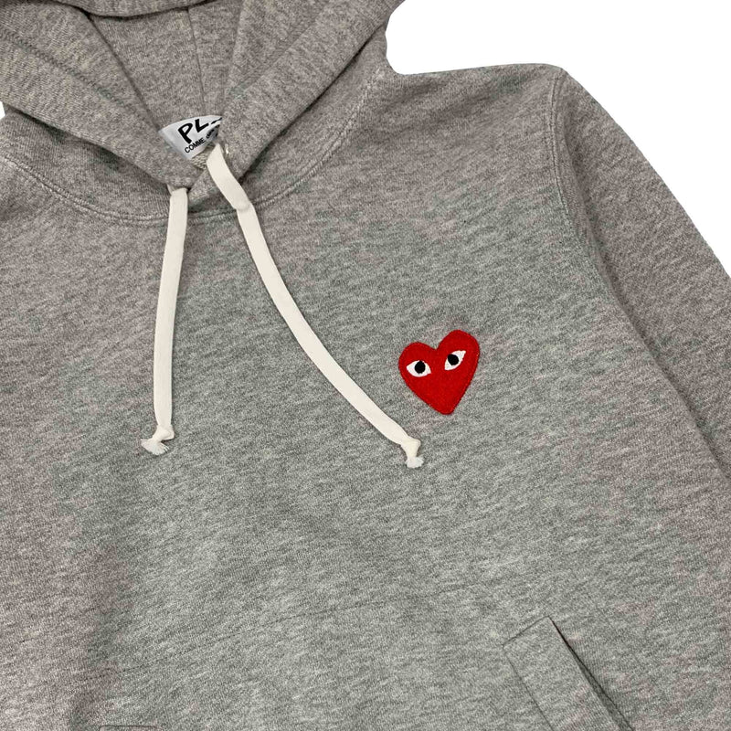 Comme Des Garcons Play Heart Patch Sweatshirt | Designer code: P1T169 | Luxury Fashion Eshop | Mia-Maia.com